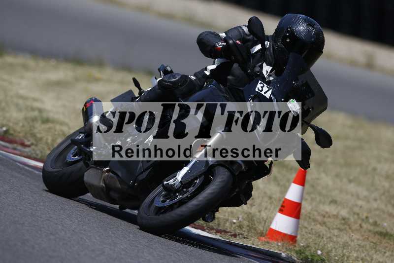 Archiv-2023/28 05.06.2023 Moto Club Anneau du Rhin/blanc-novice/37
